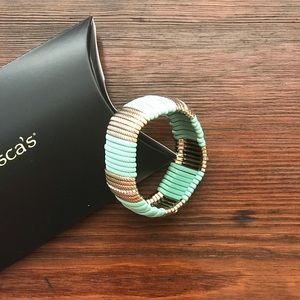 Francesca’s Gold-toned & Aqua Stretchy Bracelet